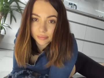 webcam girl meryfoxxx capture image #2407264