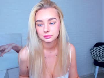 webcam girl 8a8y_nura capture image #1643191