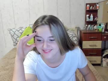 webcam girl emmika_ capture image #2653307