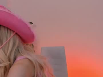 webcam girl elizabeth__gray capture image #3396179