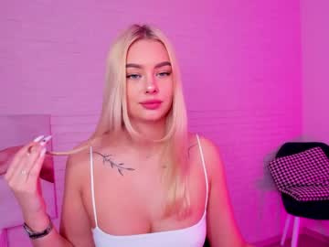 webcam girl 8a8y_nura capture image #1600803