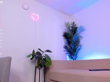 webcam girl gigi_ulala capture image #3877451
