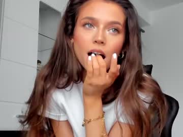 webcam girl isia_slay capture image #3581957