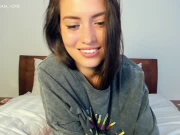 webcam girl elenalooove capture image #3008061