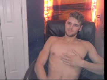 webcam man nhandgrenades capture image #442900
