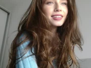 webcam girl isia_slay capture image #2336081