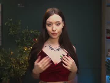 webcam girl ella_knockers_xl capture image #1384714