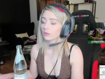 webcam girl kimilee22 capture image #1495952