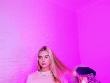 webcam girl 8a8y_nura capture image #1127944