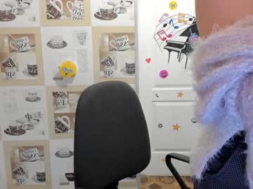 webcam girl emmika_ capture image #2321611