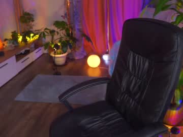 webcam girl juicyandthepussyblvd capture image #3437930