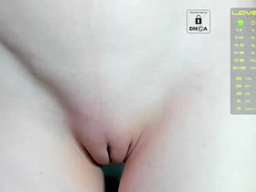 webcam girl _witch__ capture image #1006389