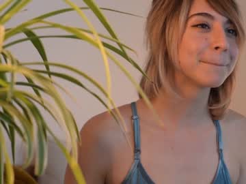 webcam girl lizmreow capture image #2251411