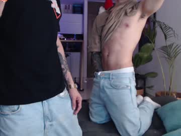 webcam man fratguysonline capture image #2421060