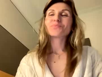 webcam girl lady_ada capture image #1424567