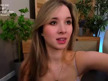 webcam girl milablush capture image #3589451