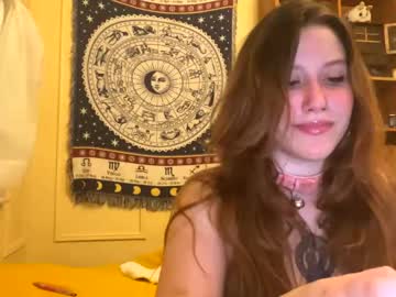 webcam girl lucylabellum capture image #4016894