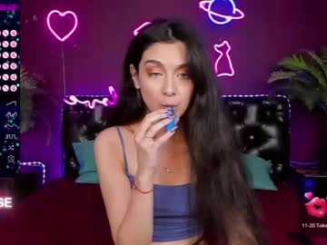 webcam girl tiffany_whootson capture image #2302126
