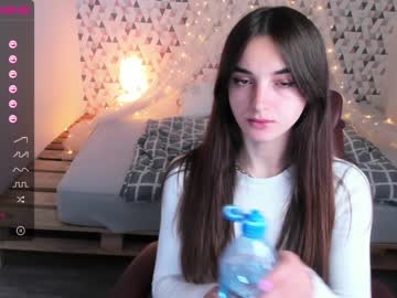 webcam girl katie_petite capture image #1610901