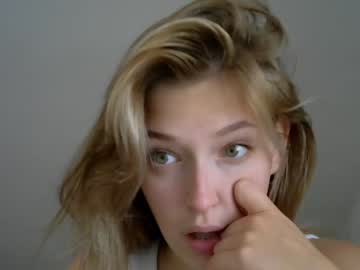 webcam girl talyaa_xo capture image #1802185