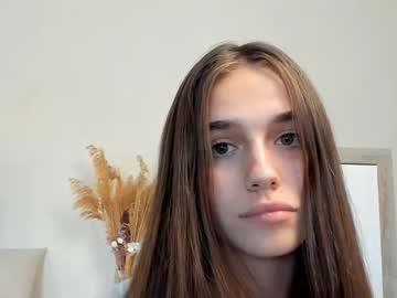 webcam girl whitneyfarro capture image #4026280