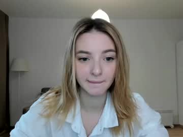 webcam girl olli_ver capture image #2972510