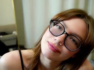 webcam girl _inscryption_ capture image #4050594