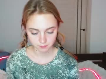 webcam girl shy_mirabel capture image #2207236
