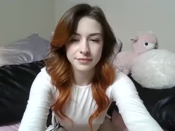 webcam girl milkywhiiite capture image #2345196