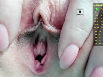 webcam girl _witch__ capture image #403132