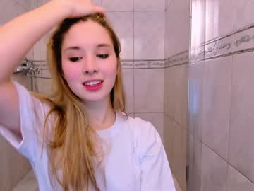 webcam girl milablush capture image #3276415
