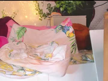 webcam girl kaveskiki capture image #901129