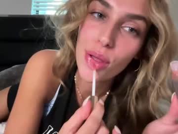 webcam girl lily266154 capture image #4020962