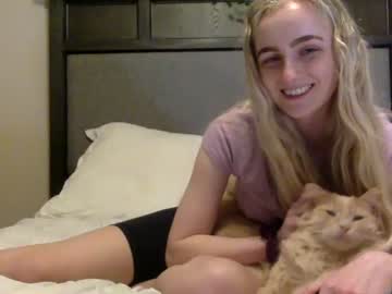 webcam girl peachezzs capture image #1362567