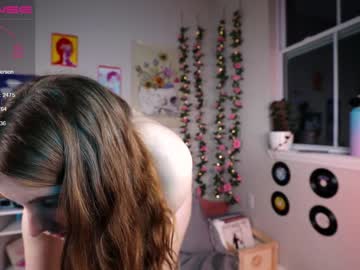 webcam girl junejuniper capture image #1011472