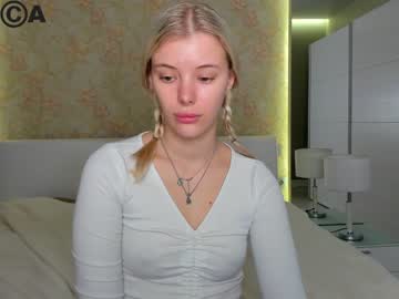 webcam girl pusich capture image #1635007