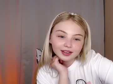 webcam girl shy_blondiee capture image #3677764