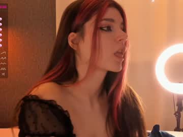 webcam girl crystalreves capture image #1858078