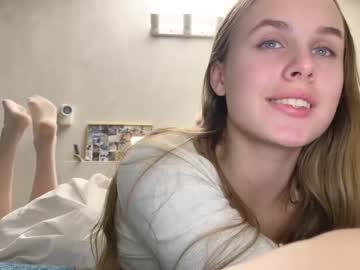 webcam girl gosssip capture image #3635158
