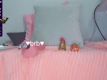 webcam girl aveksmr capture image #2990846