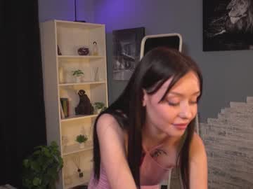 webcam girl ella_knockers_xl capture image #3158796