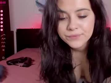webcam girl sharlotte_gilbi capture image #2093557