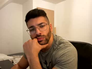 webcam man rogan1604 capture image #805788