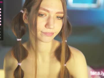 webcam girl angels_kiss capture image #3201155