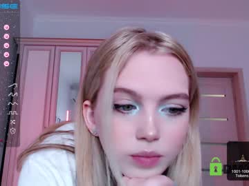 webcam girl small_blondee capture image #3394854