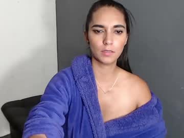 webcam girl danyxxx2013 capture image #1953422
