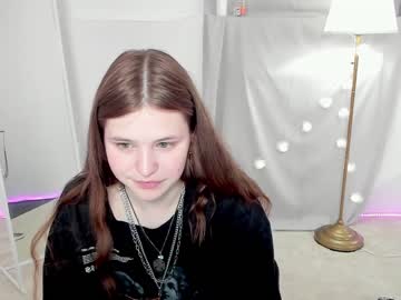 webcam girl k_a_r_o_l_i_n_a capture image #2406875