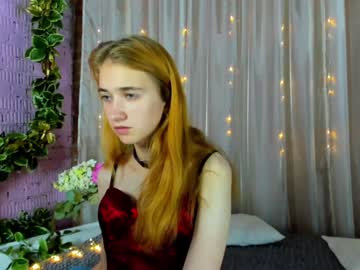 webcam girl redhottchillypeper capture image #2607987