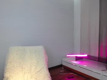 webcam girl yana_squrel_22 capture image #3595902