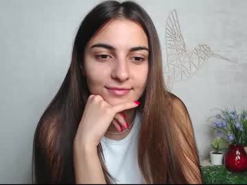 webcam girl sweetbrunettt capture image #2110381